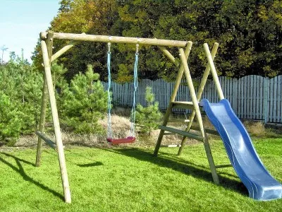 ogrodowy plac zabaw dla dzieci