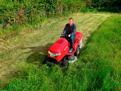 traktorki do koszenia trawy